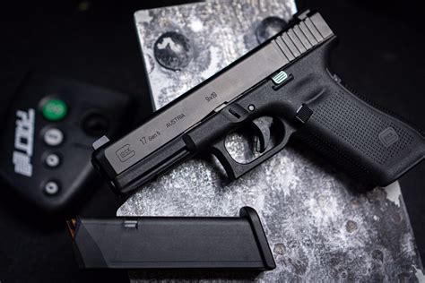 10 Gen 5 Glock 17 Review: The Ultimate Guide