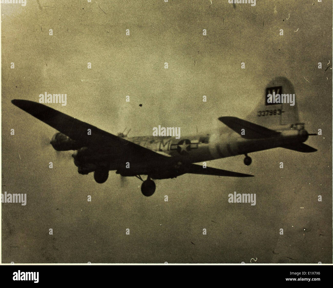 100Th Bomb Group B 17 Stock Photo Alamy