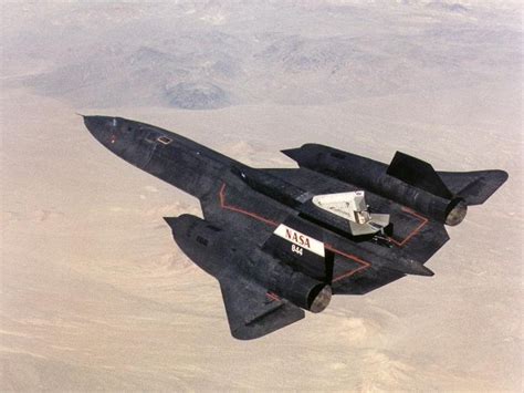 11 Photos That Show Why The Sr 71 Blackbird Is One Of The Greatest