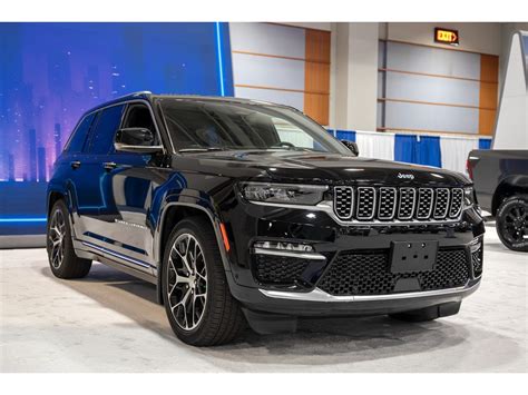 2023 Jeep Grand Cherokee 71 Exterior Photos U S News