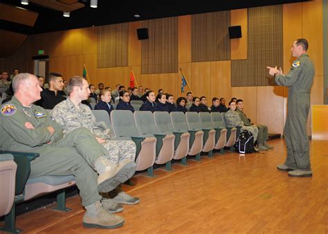 355Th Fw Commander Mentors Future Leaders Davis Monthan Air Force