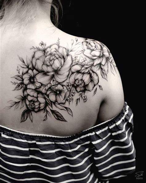 50 Gorgeous And Exclusive Shoulder Floral Tattoo Designs You Dream To