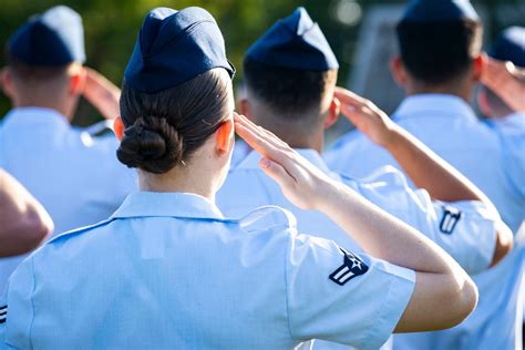 Air Force Recruiters Use New Tools To Meet Targets Joint Base San