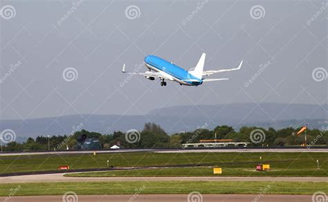 Airplane Taking Off At Airport Stock Photography Image 25190882