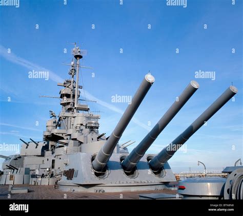 American Battleship Of World War Ii Stock Photo Alamy