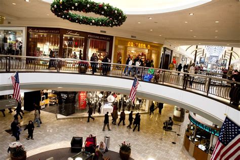 Best Times To Visit Tysons Corner Center During 2018 Holidays Mclean