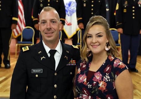 Clarksville Tennessee National Guard Officer Andrew Trescott Earns