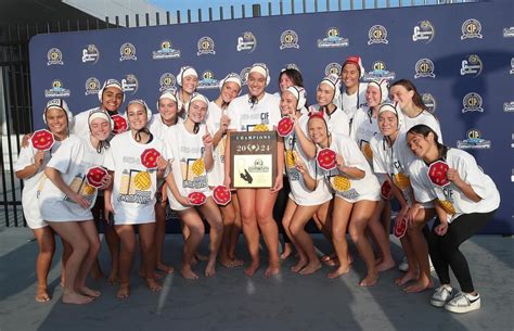 Crown The Queens Corona Del Mar Girls Water Polo Captures Division 1