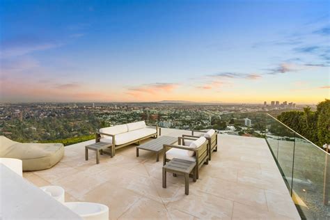 Dramatic Front Row Hollywood Hills Views California Luxury Homes