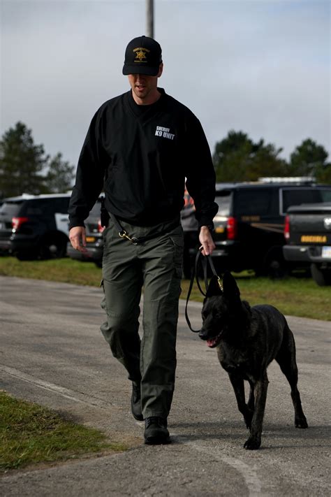 Dvids Images Alpena Crtc Hosts Canine Handlers Training Image 4 Of 14