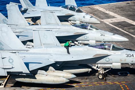 Dvids Images Uss Carl Vinson Cvn 70 Sailors Conduct Aircraft