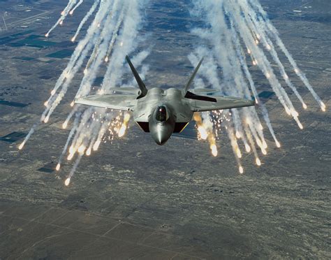 F 22 Raptor Fighter Jet Top Defense Systems