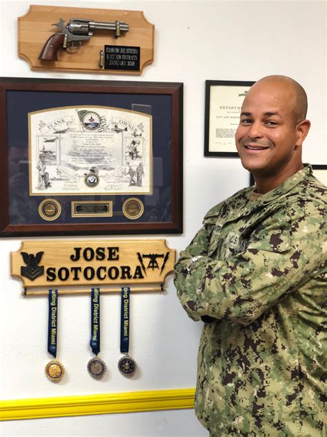 Face Of Defense Navy Recruiter Shares Formula For Success U S