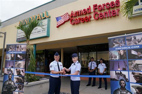 First Active Duty Air Force Recruiting Office In 11 Years Opens In U S