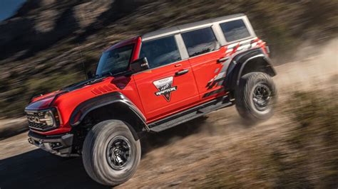 Ford Offers Bronco Raptor Owners Off Roadeo Experience