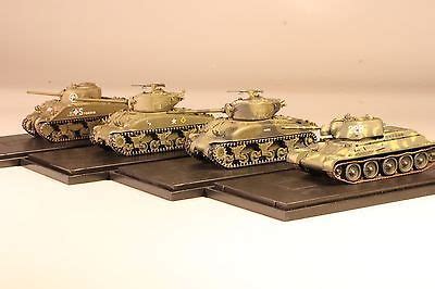 Four Dragon Armor Wwii Battle Tanks 3 Sherman M4s And One Russian T