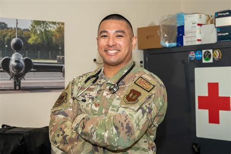 From Underdog To Officer An Airman S Journey To The Nurse Enlisted