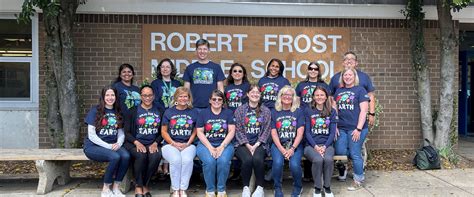 Gallery Final Day Of Classes At Robert Frost Middle School