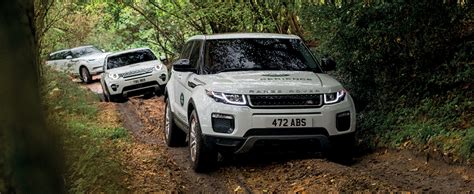 Going Off Road In A Land Rover A Few Tips And Tricks Wyant Group