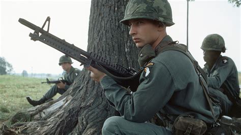 Guns In Vietnam War