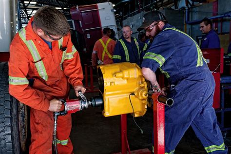 Heavy Duty Equipment Technician School Of Trades And Technology