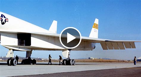 Hitting Mach 3 Xb 70 Valkyrie The World S Fastest Nuclear Bomber