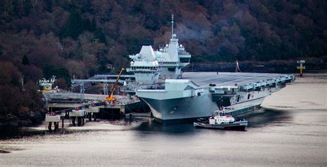 Hms Queen Elizabeth Arrives On The Clyde To Embark Munitions Navy Lookout