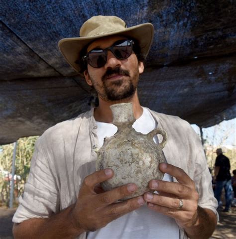 In Photos Archaeologists Uncover Ancient Wine Factory In Israel All