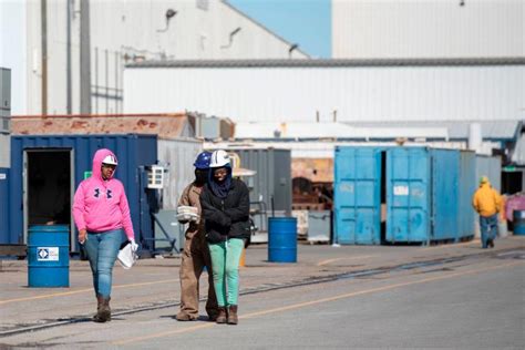 Ingalls Shipbuilding In Pascagoula Has Thousands Of Jobs Open Here