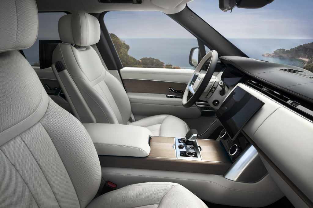 Introducing The New Range Rover Seamlessly Connected Convenience And Luxury At Every Turn Land Rover Media Newsroom