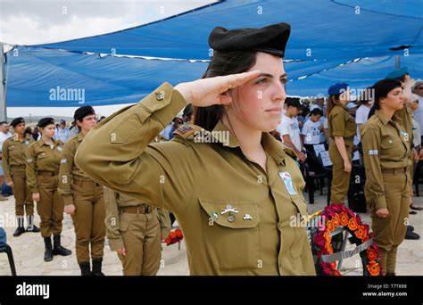 Israel Commemorates 24 213 Fallen Soldiers 4 255 Terror Victims 7