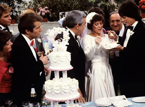 Joanie Amp Chachi Happy Days Tv Show Tv Happy Joanie And Chachi Erin Moran Tv Weddings