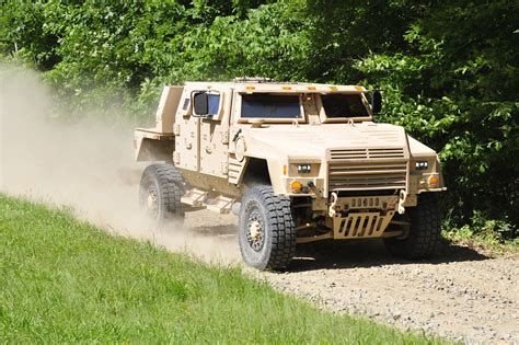 Lockheed Martin S Joint Light Tactical Vehicle Jltv Gallery Top Speed