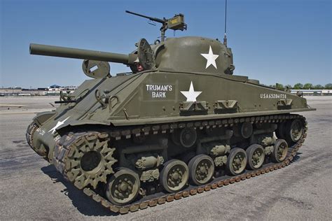 M4 Sherman Tank Three Quarter View American Airpower Museum Flickr