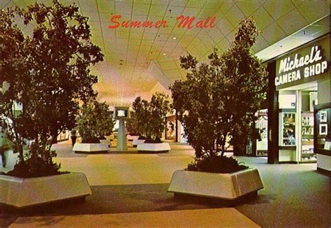 Malls Of America Vintage Photos Of Lost Shopping Malls Of The 50S