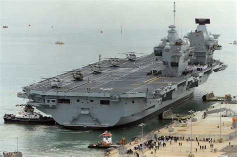 New Uk Aircraft Carrier Hms Queen Elizabeth Arrives At Port Ap News