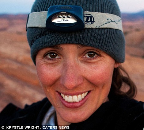 On Top Of The World Australian Photographer Risks Her Life To Capture Stunning Shots Of Death