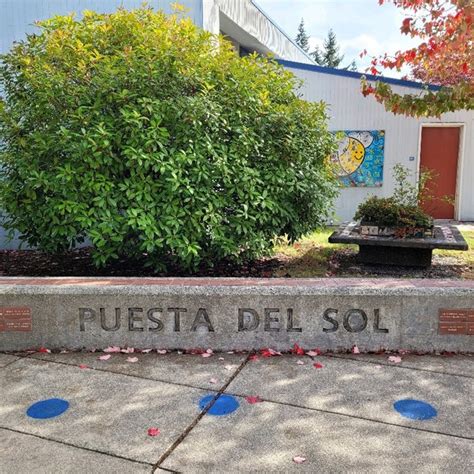 Photos At Puesta Del Sol Elementary School Factoria Bellevue Wa