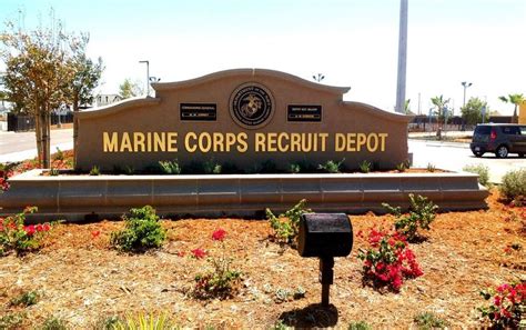 Photos Of Marine Corps Recruit Depot San Diego Milbases Com