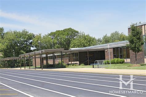 Photos Of Robert Frost Junior High School Schaumburg Homes By Marco