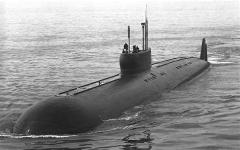 Russia S Speedy Titanium Wonder Weapon Meet The Papa Class Submarine