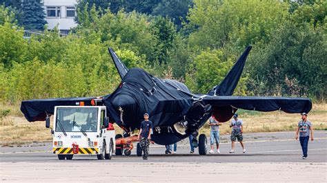 Russia To Unveil New Fighter Jet At Moscow S Air Show