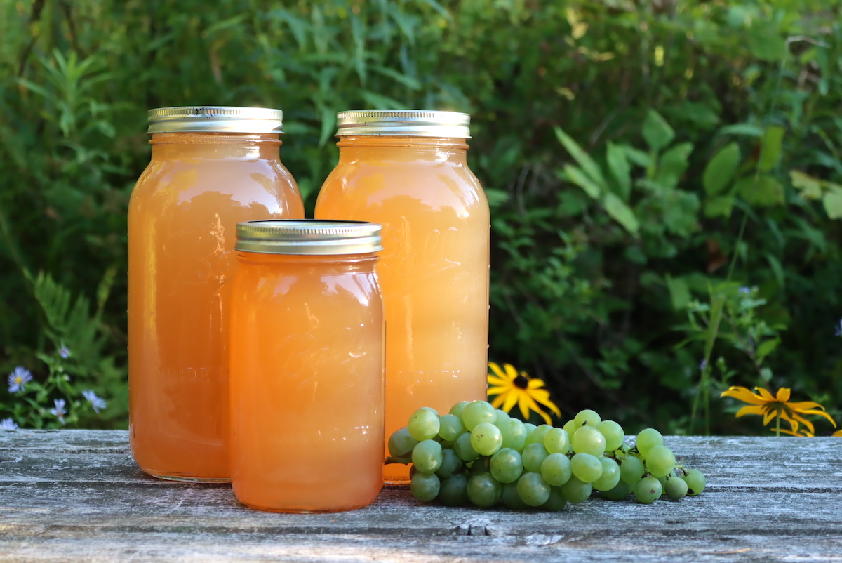 Sand Pear Slices In White Grape Juice For Canning Oysters Pearls