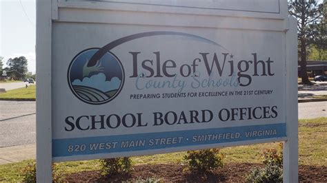 School Board Sets Criteria For Next Iw Superintendent Smithfield