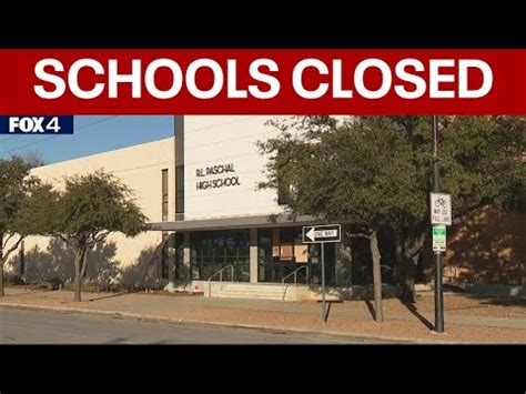 Schools Closed In Dfw