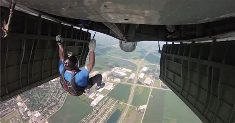 Skydiving To War