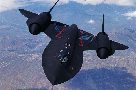 Sr 71 Blackbird Discover The Legendary Us Air Force Aircraft And Its