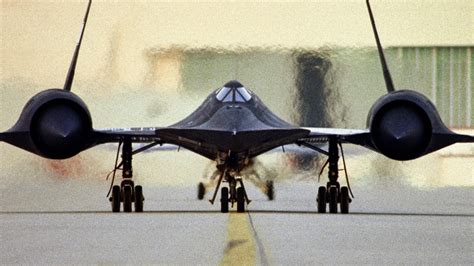 Sr 71 Blackbird How The Fastest Plane On Earth Smashed Speed Records