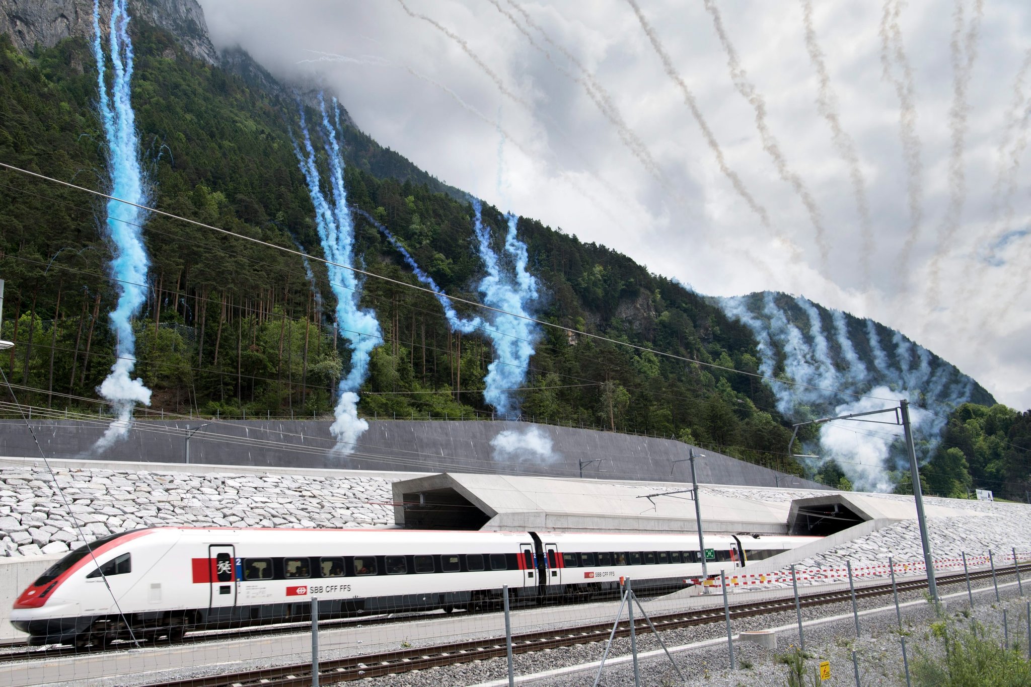 The Gotthard Base Tunnel Miracle Under The Alps Der Spiegel