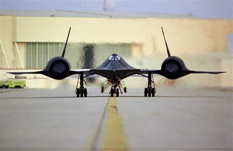 The World S Fastest Aircraft Lockheed Sr 71 Scihi Blog